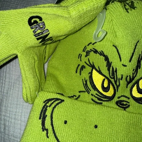 The Grinch kids Beanie and Gloves Set - Green - Picture 6 of 10
